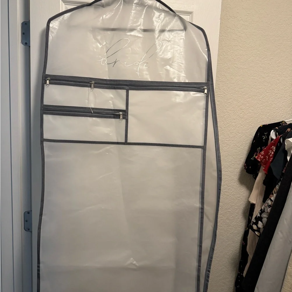 David's Bridal White and Gray Travel Garment Bag - Picture 5 of 7